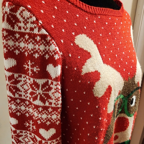 Christmas Sweather - Picture 3 of 4